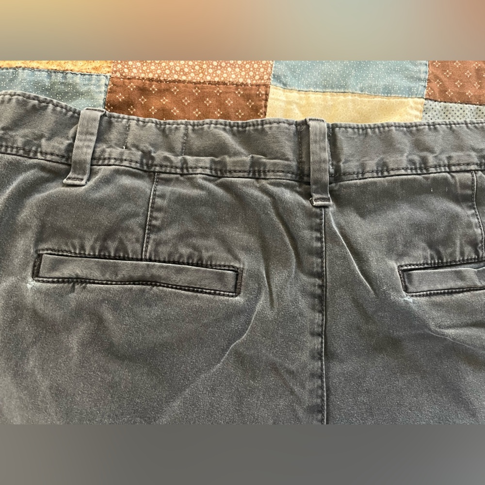 GAP Girlfriend Chino Dark Gray pants Size 10 - Picture 3 of 5
